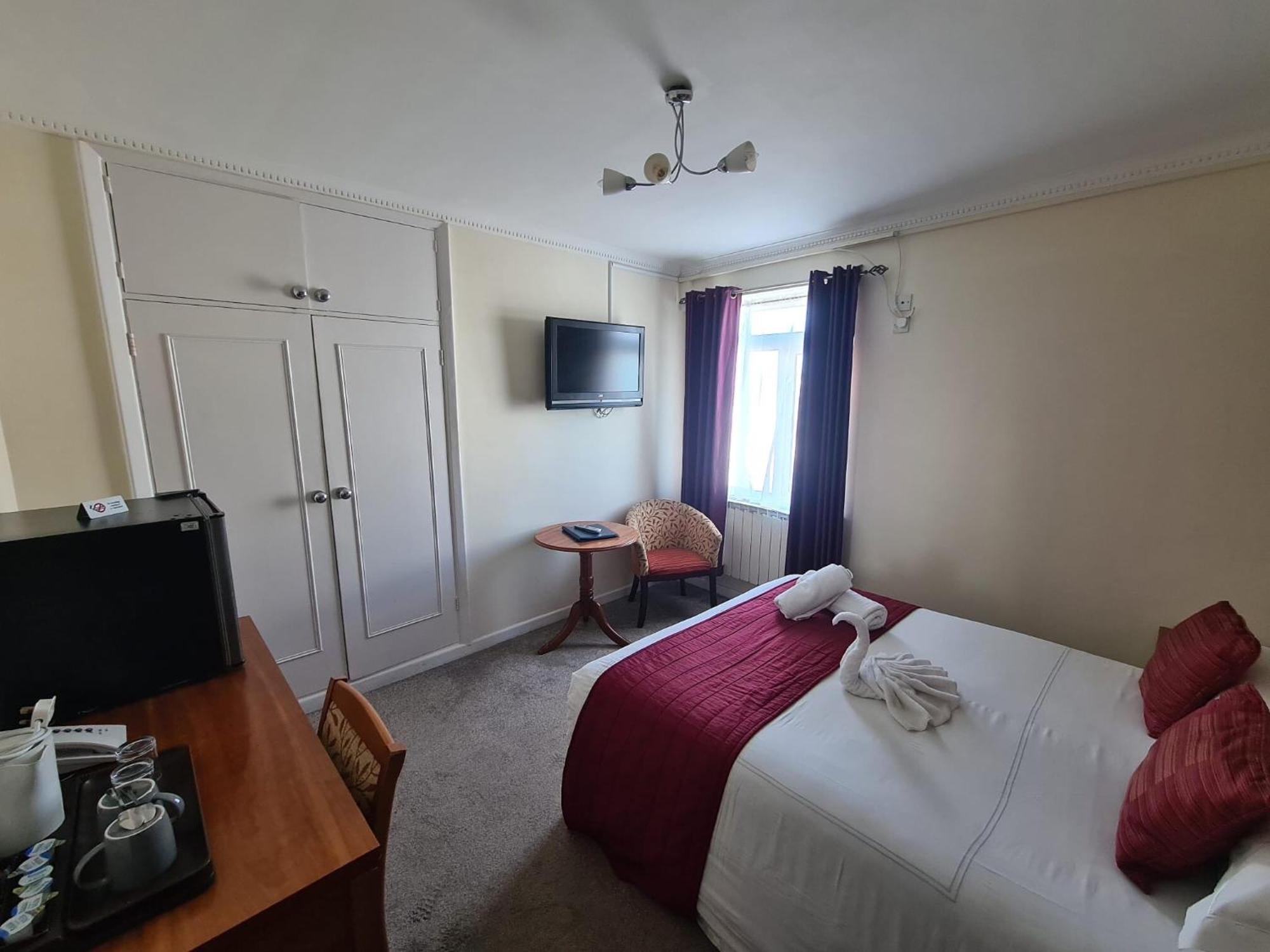 Marina Metro Hotel Saint Helier Jersey Δωμάτιο φωτογραφία