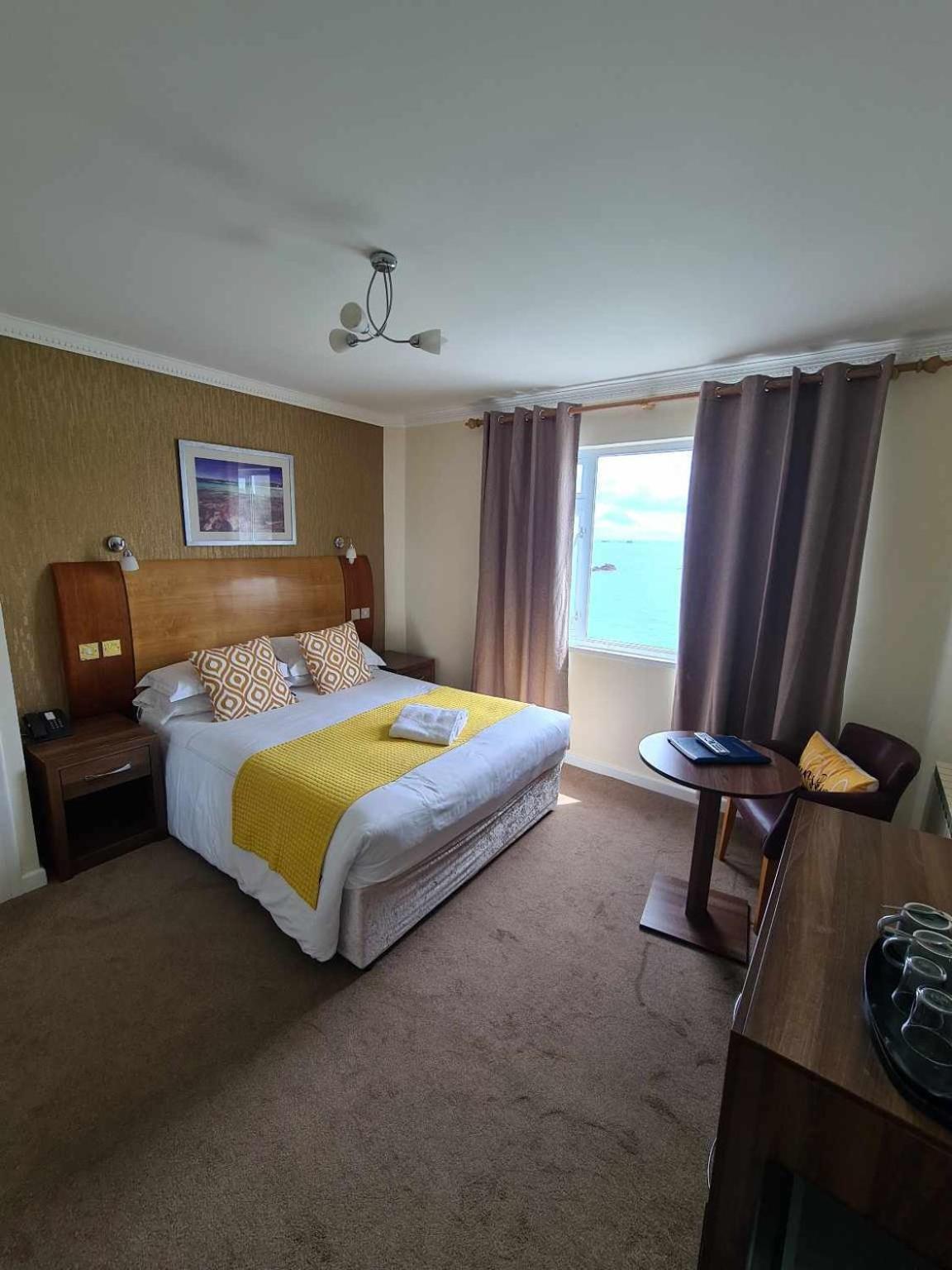 Marina Metro Hotel Saint Helier Jersey Δωμάτιο φωτογραφία